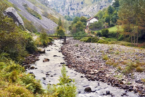 Ausgewaschene Cares-Schlucht