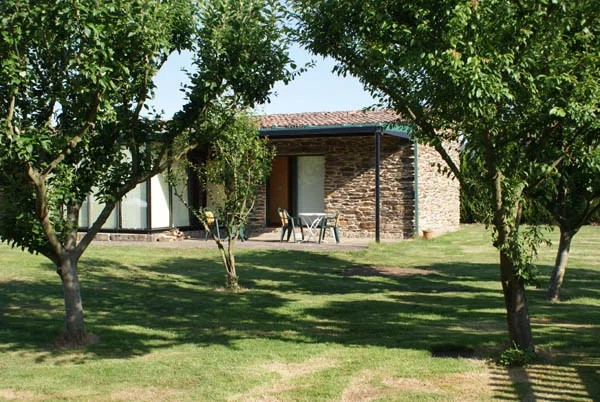 Unterkunftbeispiel in A Rua - Bungalow im Garten